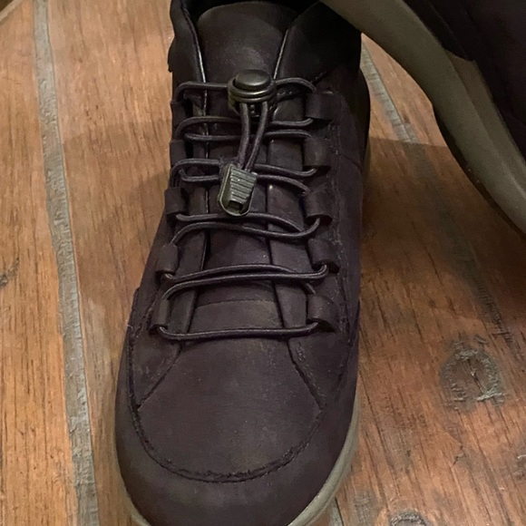 Clarks “Unstructured” Black Leather Size 7.5 Pre-Owned Very Good Condition! - Picture 5 of 9